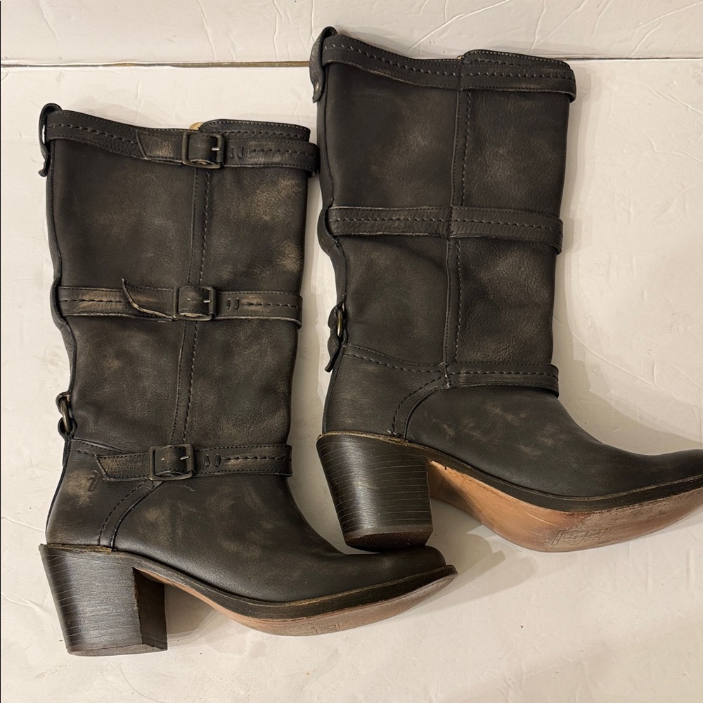 Frye 3 strap Carmen Dark Leather Heeled Boots size 9